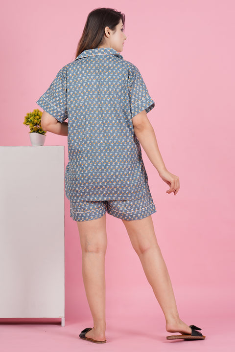 Gorgeous Grey Flower Pattern Print Katha Thread Work Half Sleeve Shorts Cotton Night Wear Set
