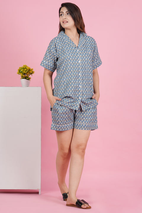 Gorgeous Grey Flower Pattern Print Katha Thread Work Half Sleeve Shorts Cotton Night Wear Set
