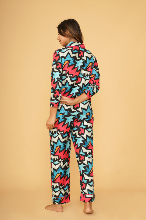 Abstract Pattern Full Sleeve Pyjama Set