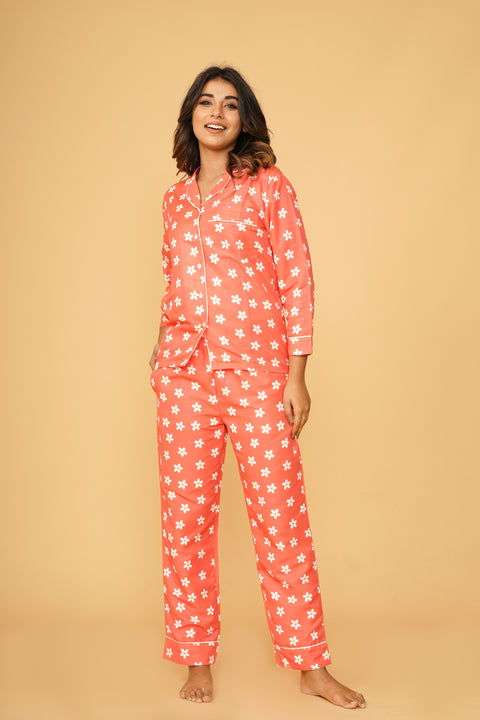 Daisy Flower Pattern Orange Full Sleeve Pyjama Rayon Blend Night Wear Set
