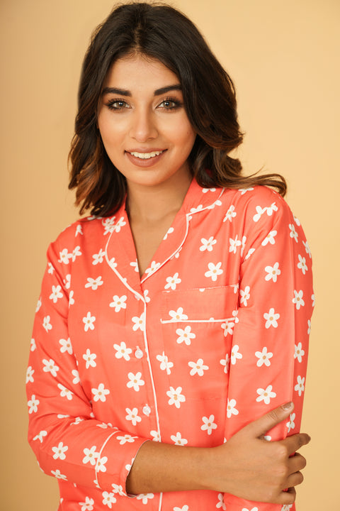 Daisy Flower Pattern Orange Full Sleeve Pyjama Rayon Blend Night Wear Set